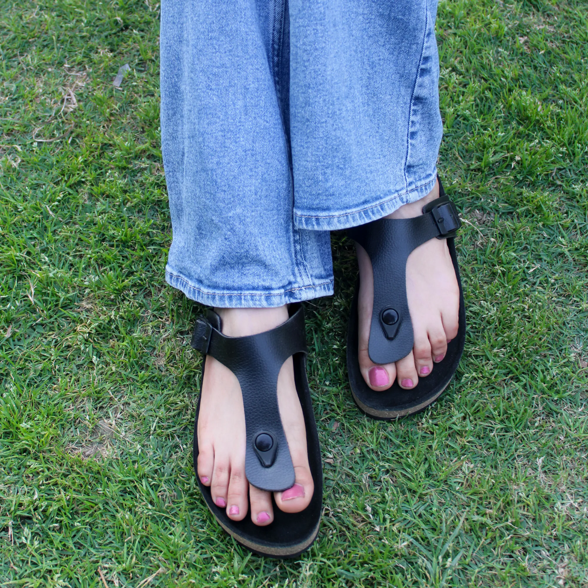 Thong Cork Black Leather Sandals for Women 2.0 - Image 8